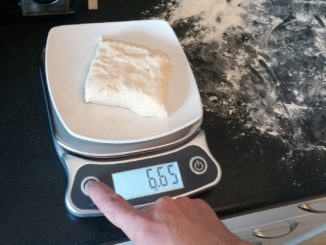 A Kitchen Scale That Pulls Its Weight
