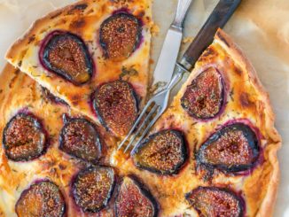 Caramelized Red Onion and Fig Pizza