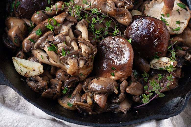 How to Make Amazing Sautéed Garlic Mushrooms
