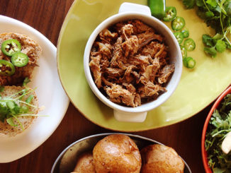 Spicy Slow Cooker Pulled Pork Sandwiches